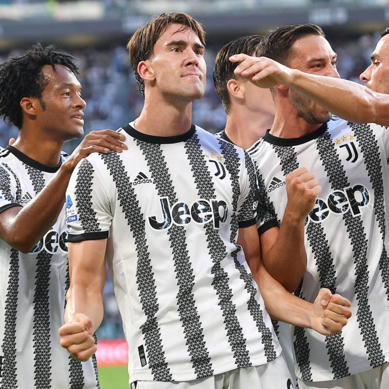 Tuttosport: «Челси» и «Бавария», кто в итоге купит Влаховича?